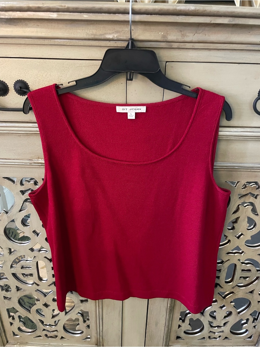 St. John Bright Red Sleeveless Knit Tank